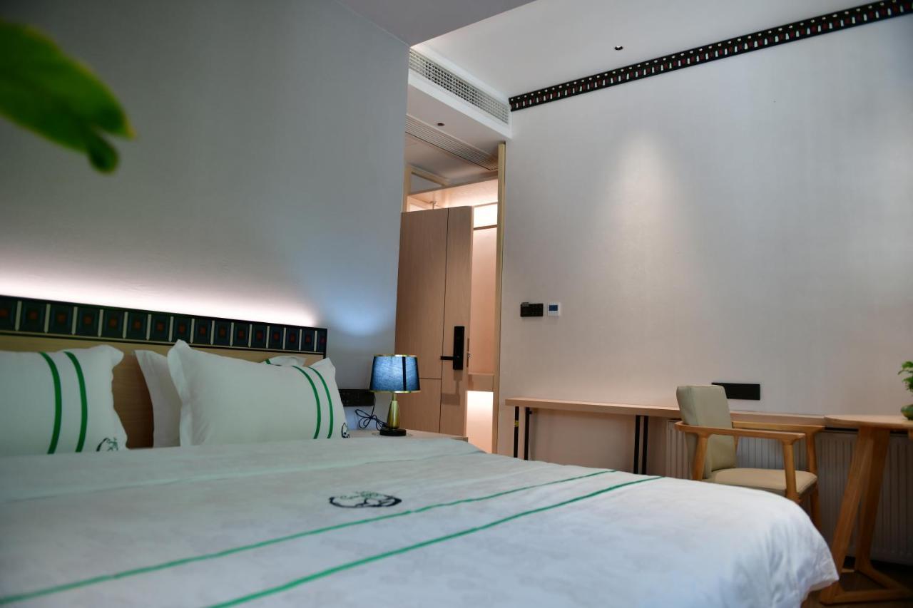 Xishu Garden Inn - Travel Agency Service - Car Rent Service - English Speaking Chengdú Exterior foto