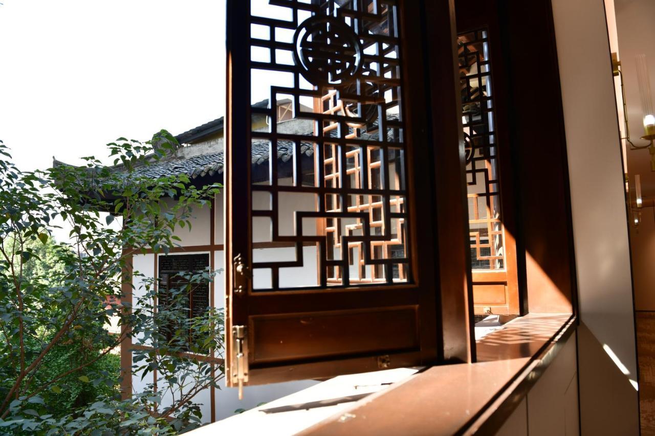 Xishu Garden Inn - Travel Agency Service - Car Rent Service - English Speaking Chengdú Exterior foto